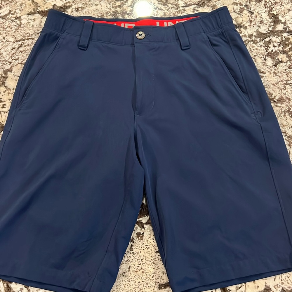 Men’s Under Armour Golf Shorts—Navy, size 32